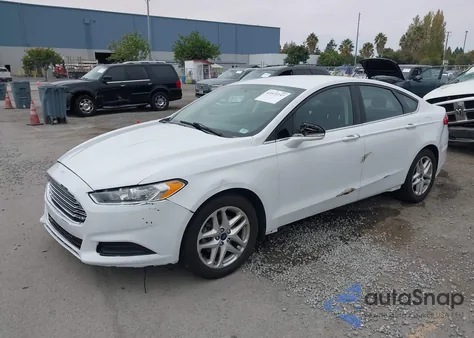 2015 Ford Fusion Se z USA, uszkodzony, nr VIN 3FA6P0H75FR264823